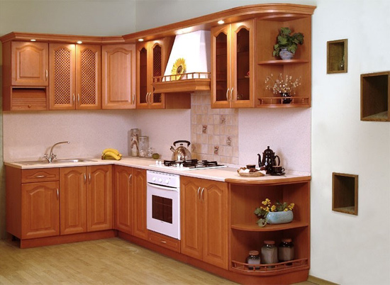 Tủ bếp không chỉ là nơi chứa đồ dùng mà còn là nơi tôn lên vẻ đẹp hiện đại và sang trọng cho căn bếp của bạn. Sự kết hợp giữa chất liệu gỗ tự nhiên và các tính năng thông minh sẽ đem đến sự tiện ích vượt trội và trải nghiệm tuyệt vời cho chị em nội trợ.